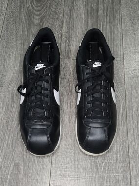 Nike Cortez Black Leather Sneaker Sz 13.